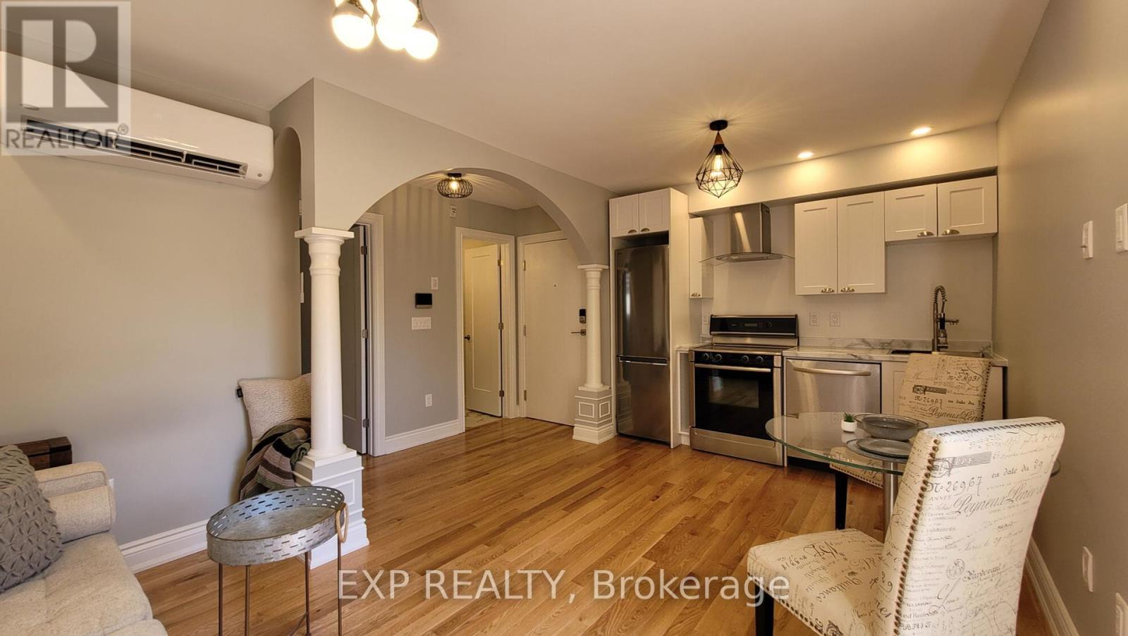 304 - 157-159 James Street, Ottawa, Ontario  K1R 5M4 - Photo 1 - X11930702