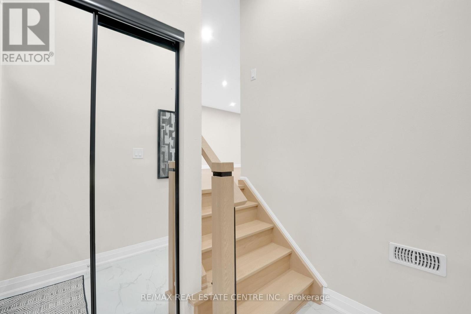 Property at 38 HOCKLEY PATH image 5