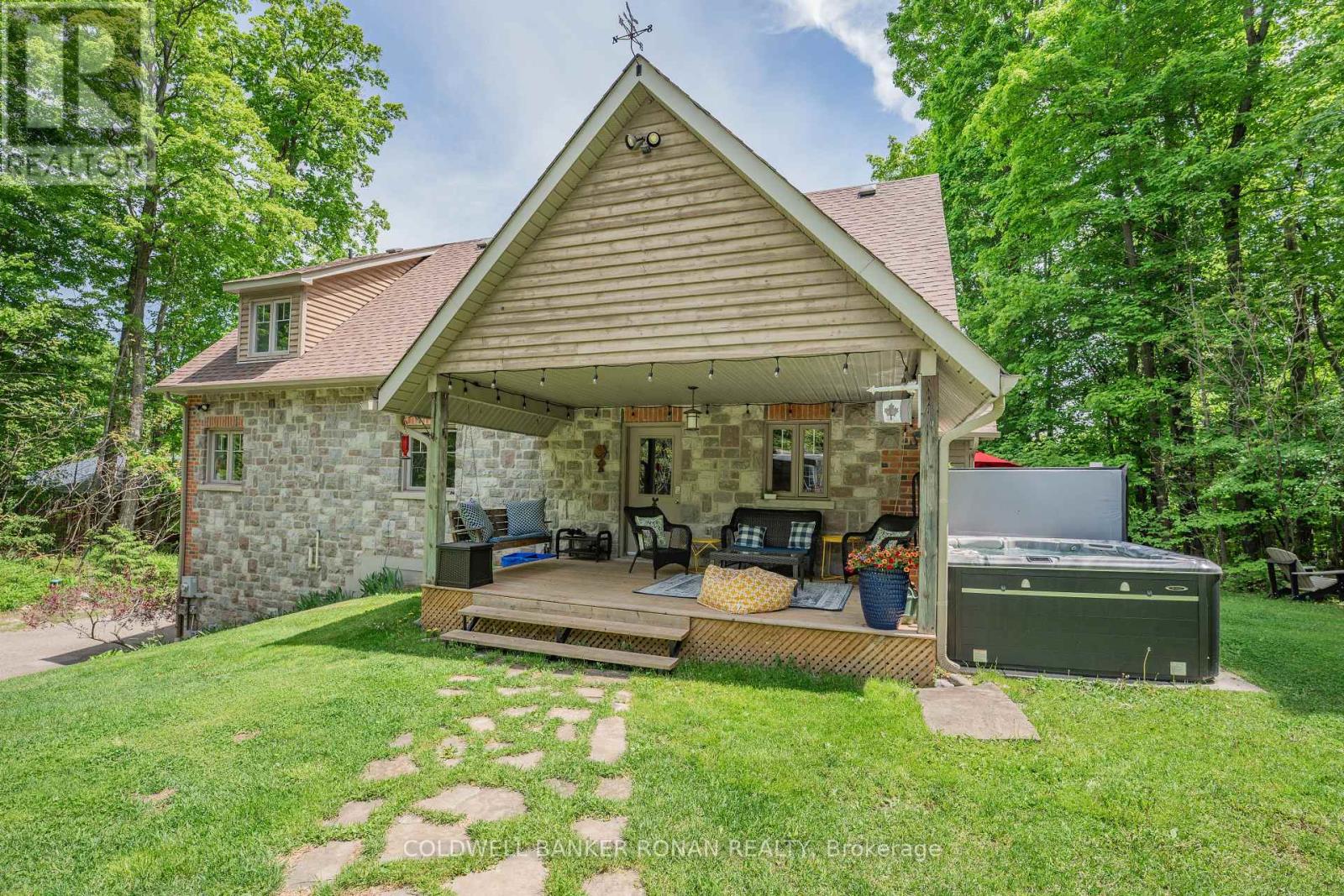 38 Big Tree Circle, Mulmur, Ontario  L0M 1M0 - Photo 39 - X12254529