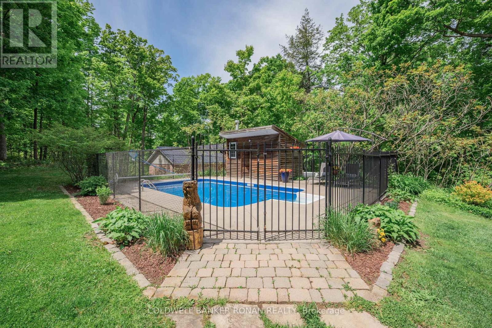 38 Big Tree Circle, Mulmur, Ontario  L0M 1M0 - Photo 41 - X12254529