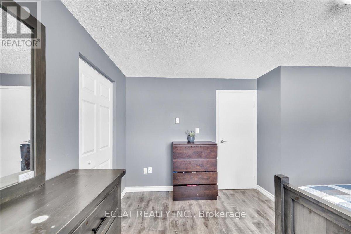 20 - 160 Rittenhouse Road S, Kitchener, Ontario  N2E 3G6 - Photo 34 - X12254411