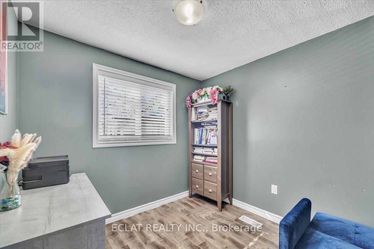 20 - 160 Rittenhouse Road S, Kitchener, Ontario  N2E 3G6 - Photo 37 - X12254411