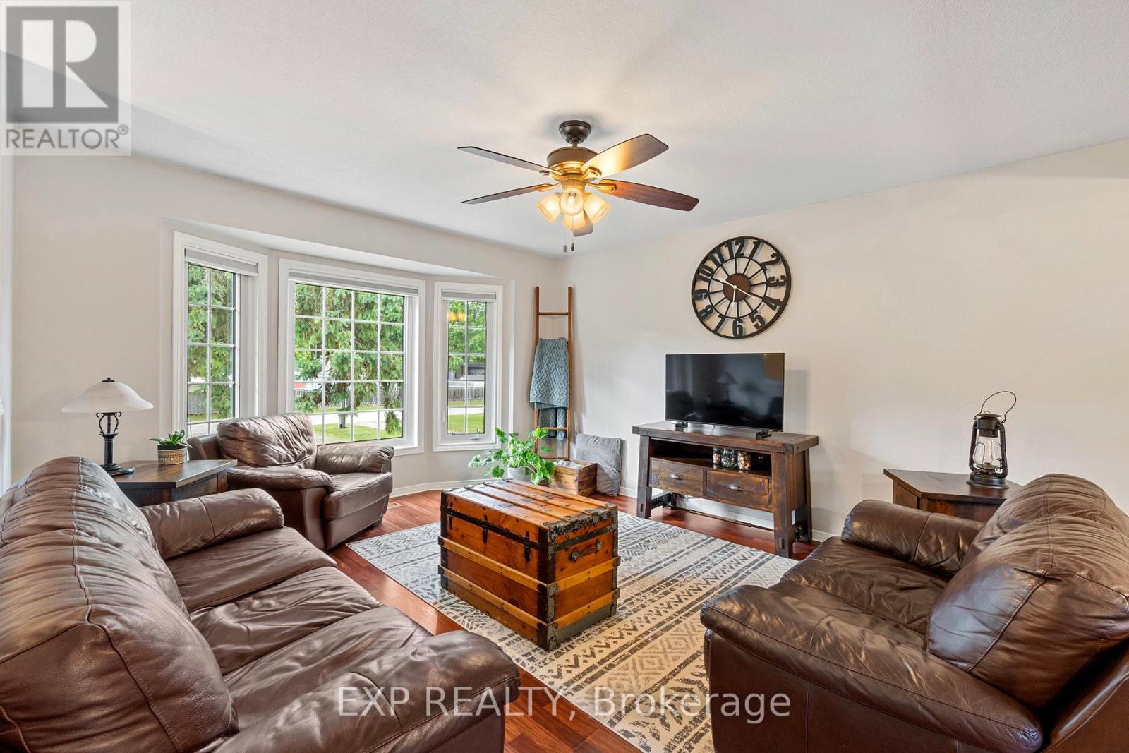 8033 Willsie Line, Lambton Shores, Ontario  N0M 2N0 - Photo 10 - X12254553