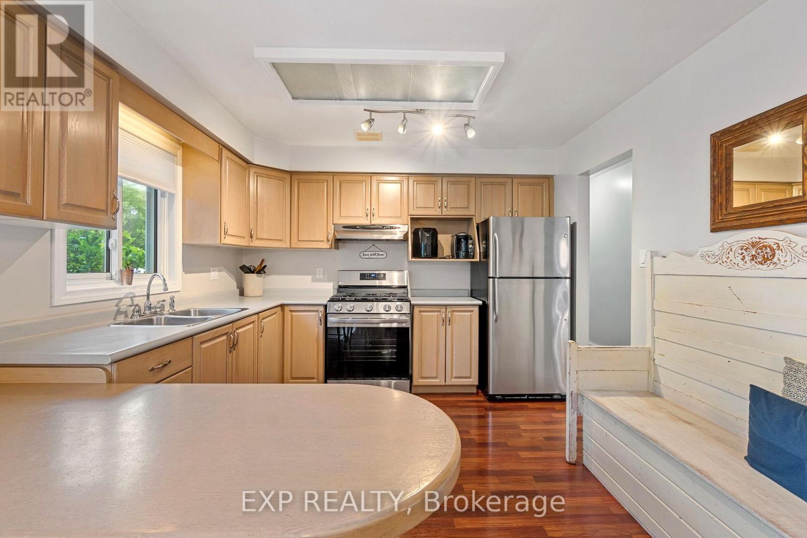 8033 Willsie Line, Lambton Shores, Ontario  N0M 2N0 - Photo 15 - X12254553