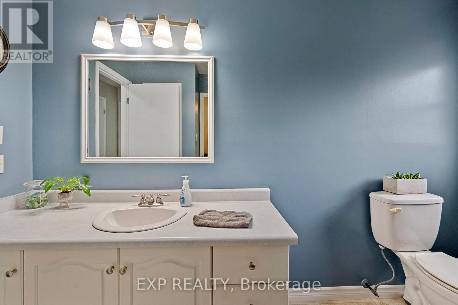 8033 Willsie Line, Lambton Shores, Ontario  N0M 2N0 - Photo 20 - X12254553