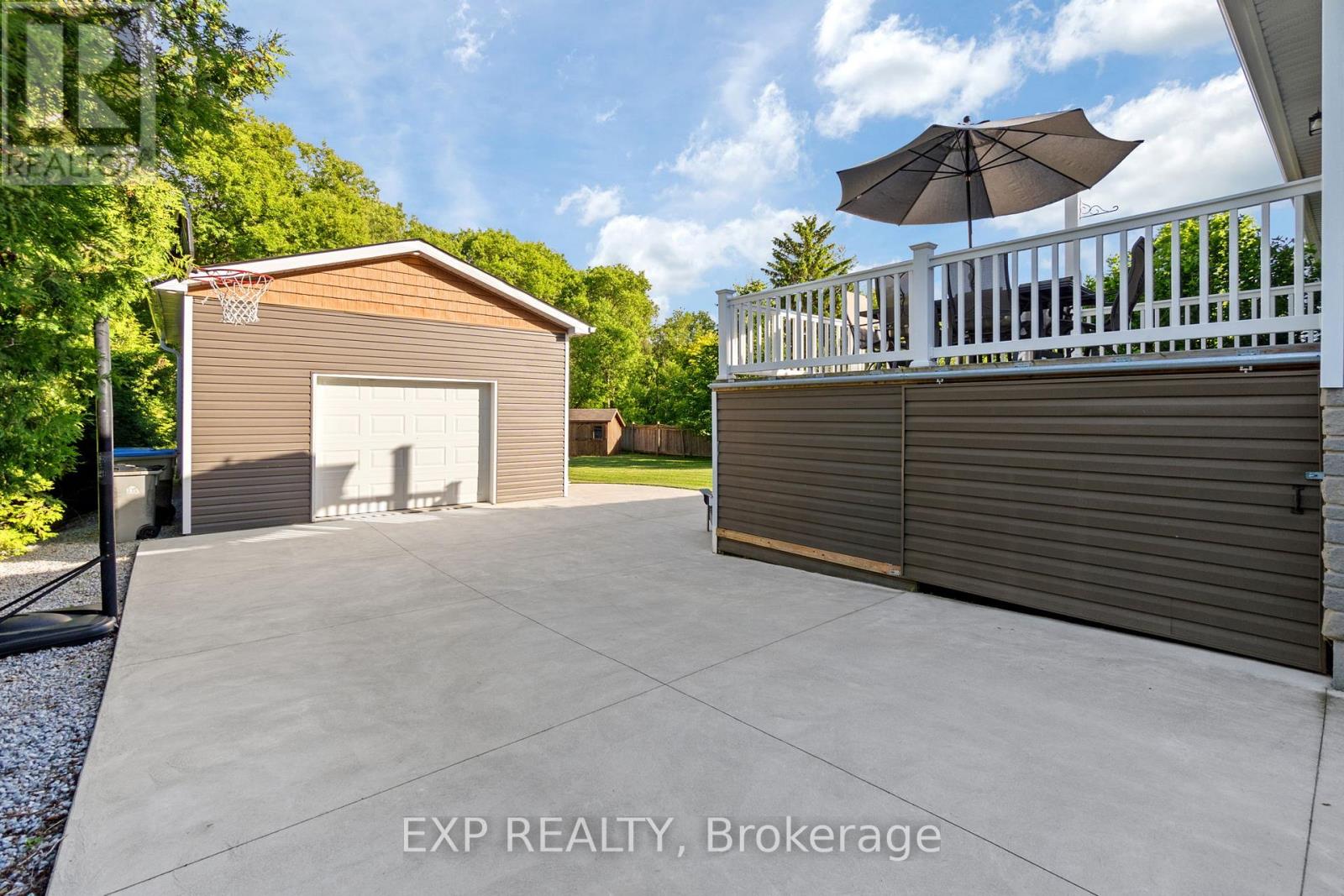 8033 Willsie Line, Lambton Shores, Ontario  N0M 2N0 - Photo 39 - X12254553