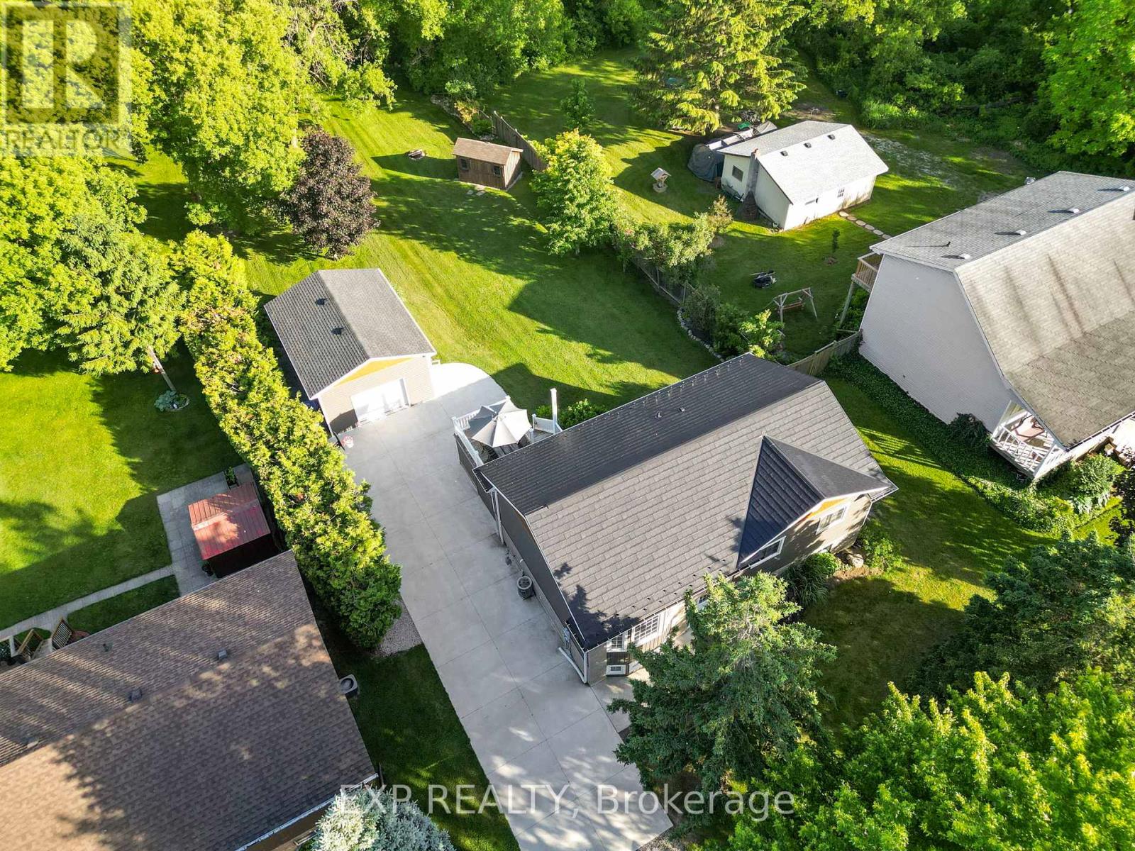 8033 Willsie Line, Lambton Shores, Ontario  N0M 2N0 - Photo 4 - X12254553