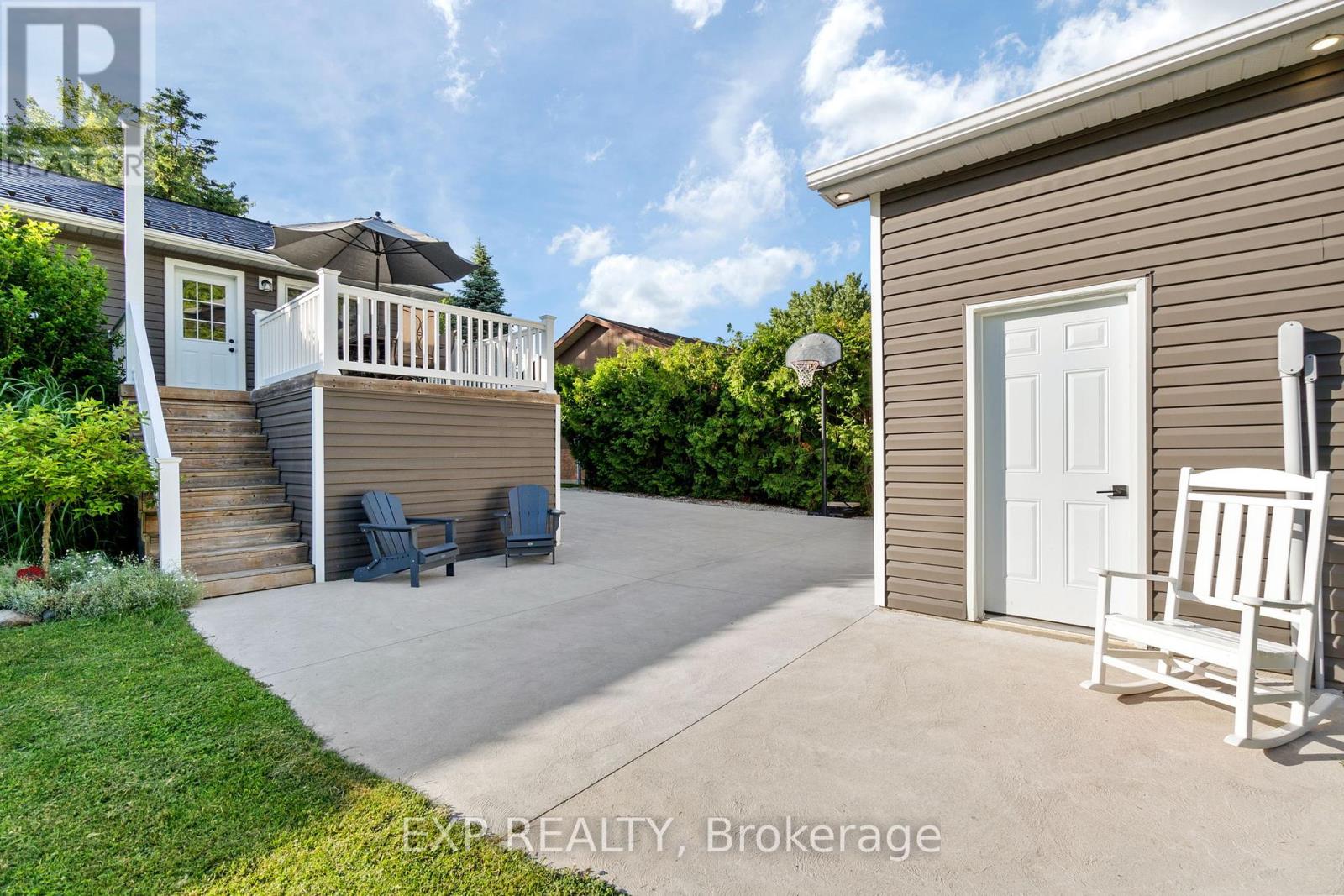 8033 Willsie Line, Lambton Shores, Ontario  N0M 2N0 - Photo 42 - X12254553