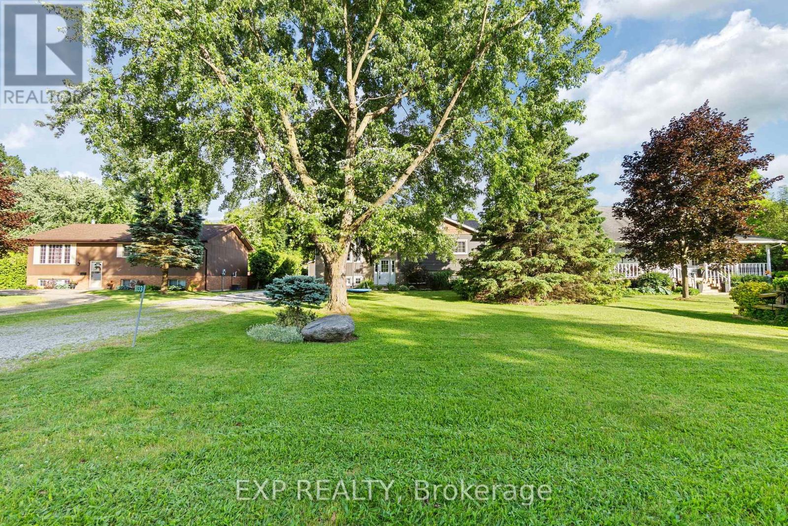 8033 Willsie Line, Lambton Shores, Ontario  N0M 2N0 - Photo 49 - X12254553