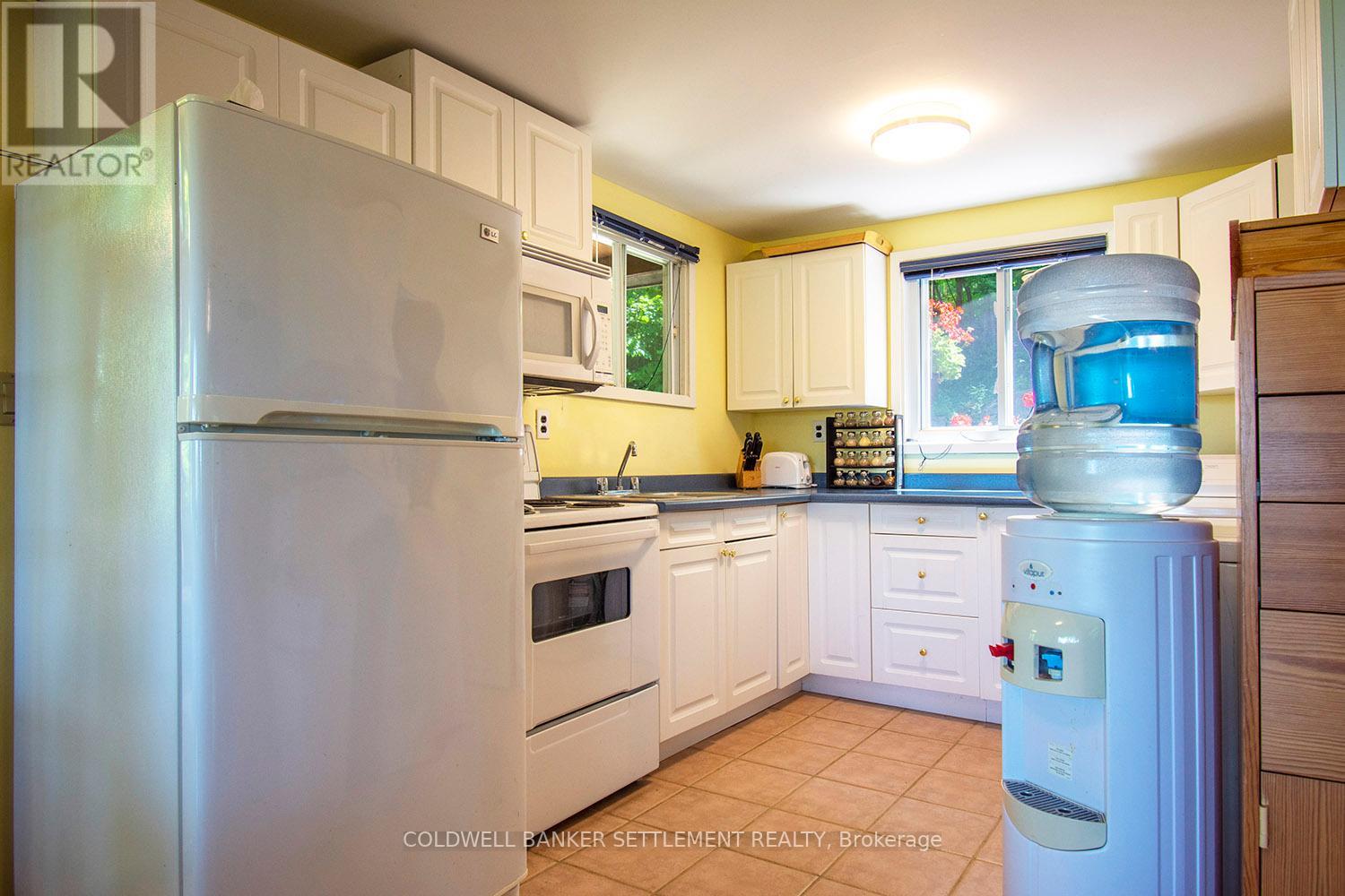 1136c Northview Lane, Central Frontenac, Ontario  K0H 2P0 - Photo 13 - X12254562