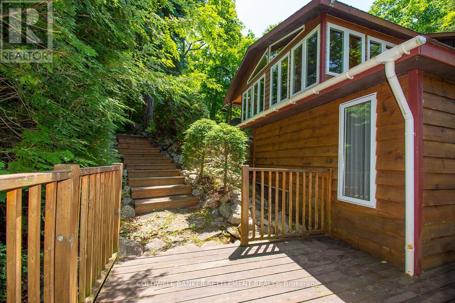 1136c Northview Lane, Central Frontenac, Ontario  K0H 2P0 - Photo 22 - X12254562
