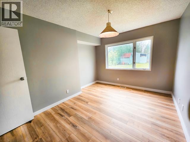 620 Yates Crescent, Faro, Yukon  Y0B 1K0 - Photo 6 - 16595