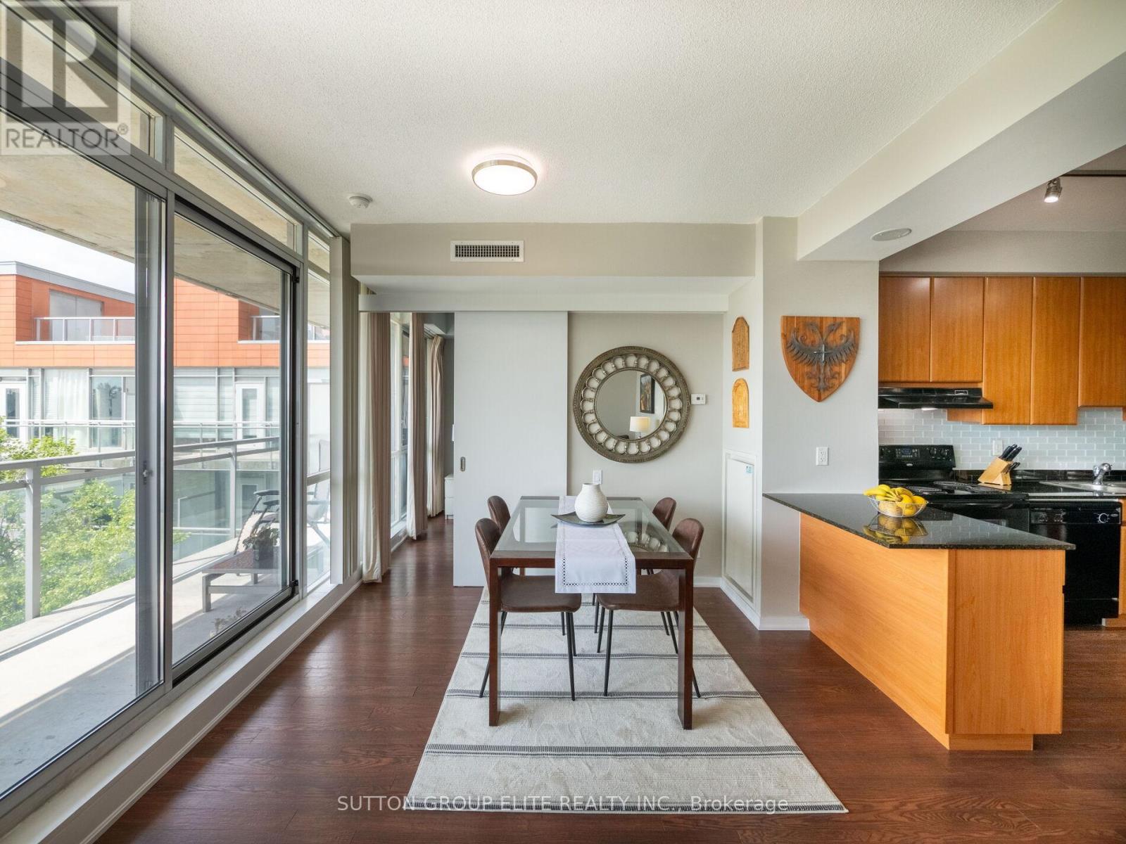 515 - 30 Canterbury Place, Toronto, Ontario  M2N 0B9 - Photo 16 - C12254602