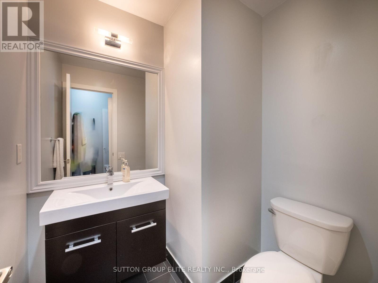 515 - 30 Canterbury Place, Toronto, Ontario  M2N 0B9 - Photo 25 - C12254602