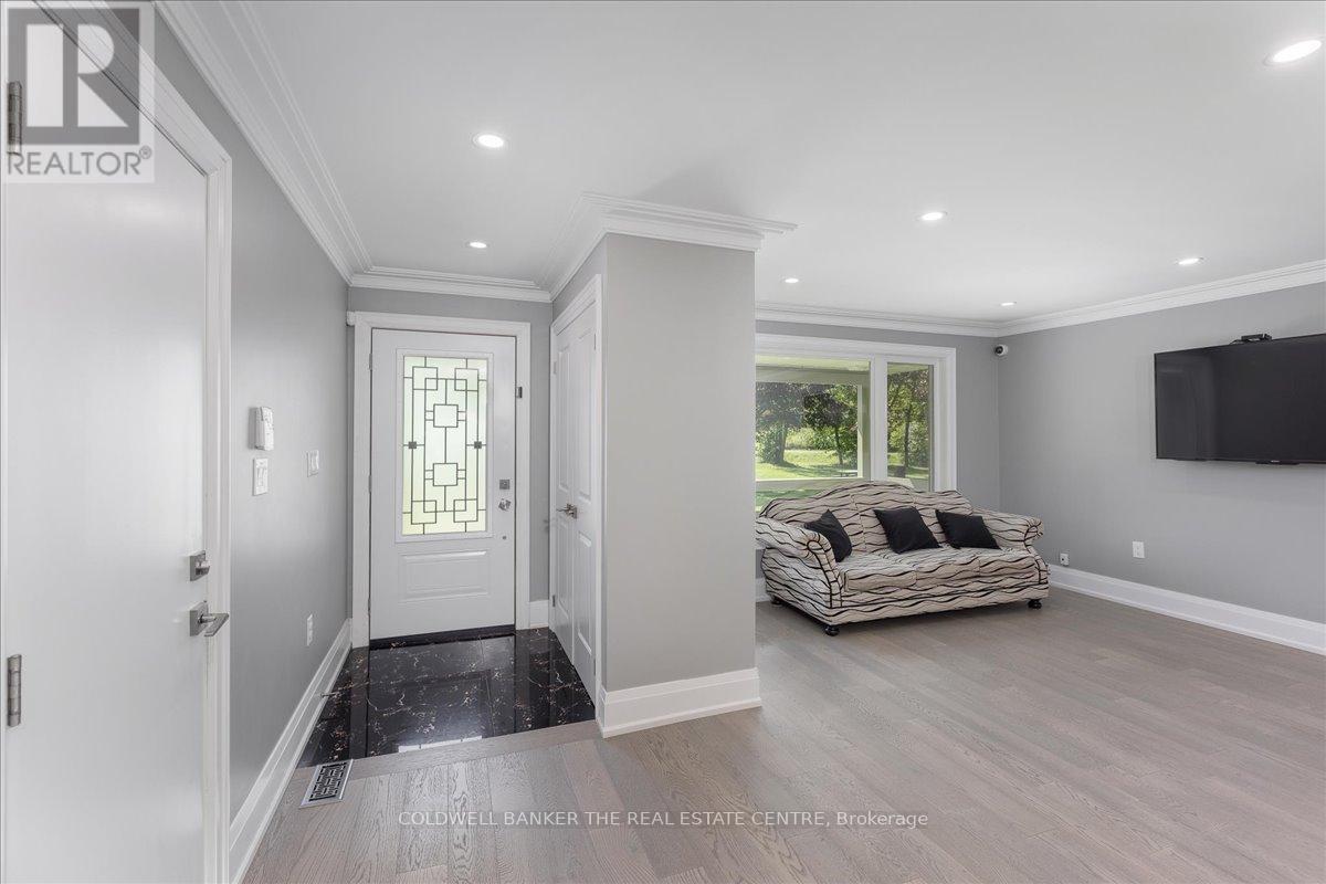 4244 Doane Road E, East Gwillimbury, Ontario  L0G 1V0 - Photo 3 - N12254592