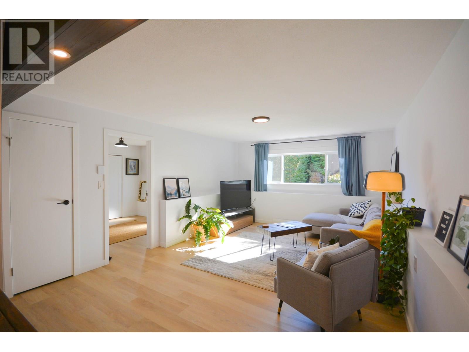 4731 Sinclair Bay Road, Pender Harbour, British Columbia  V0N 1S1 - Photo 10 - R3021627