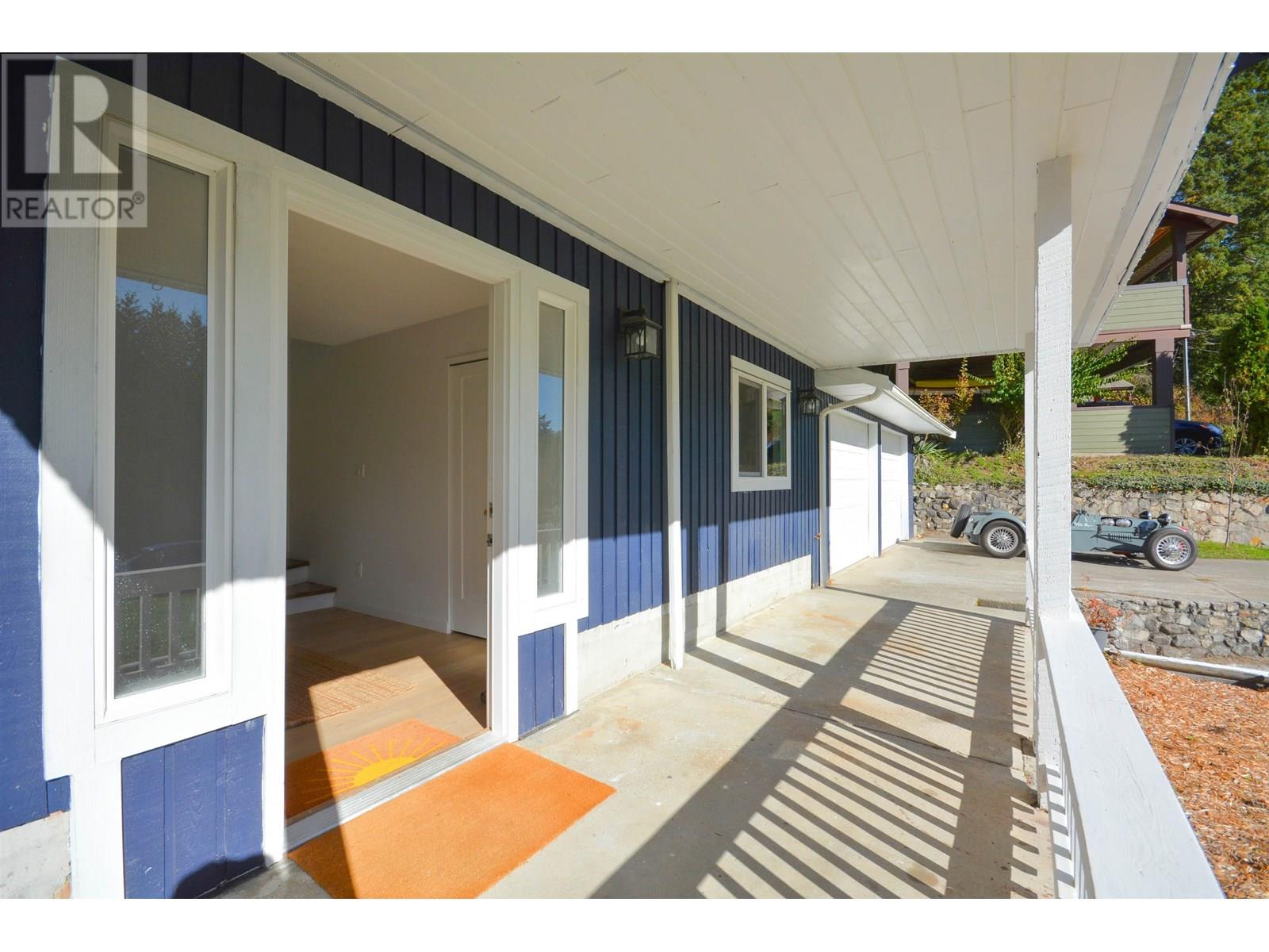 4731 Sinclair Bay Road, Pender Harbour, British Columbia  V0N 1S1 - Photo 6 - R3021627