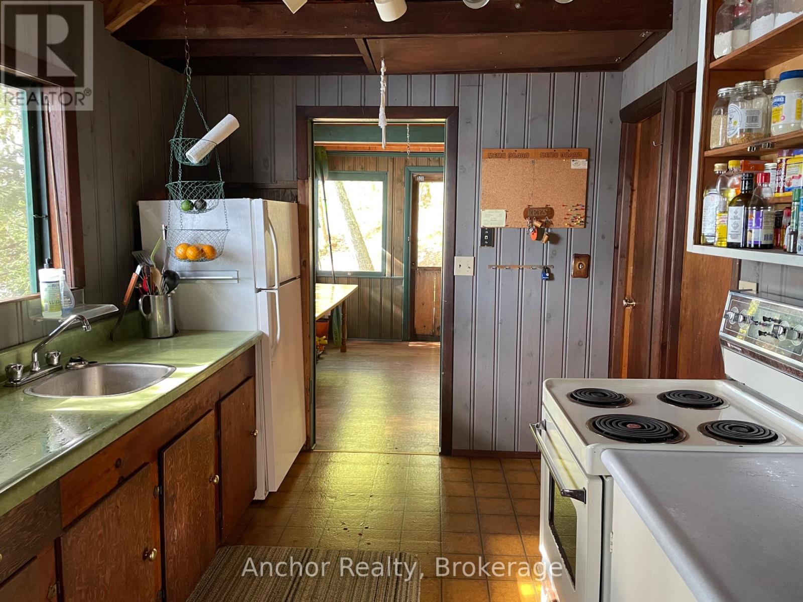 10145 Little Hawk West Sho, Algonquin Highlands, Ontario  K0M 1S0 - Photo 23 - X12194618