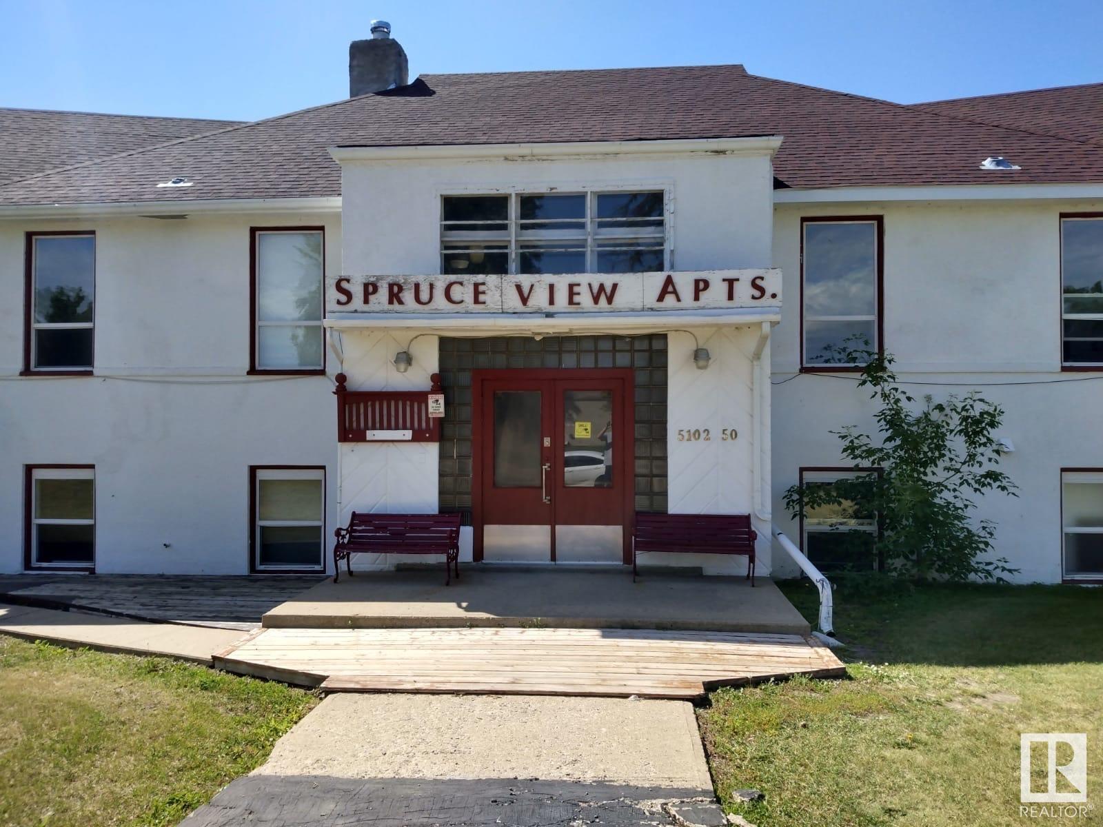 5102 50 AV, Sedgewick, Alberta