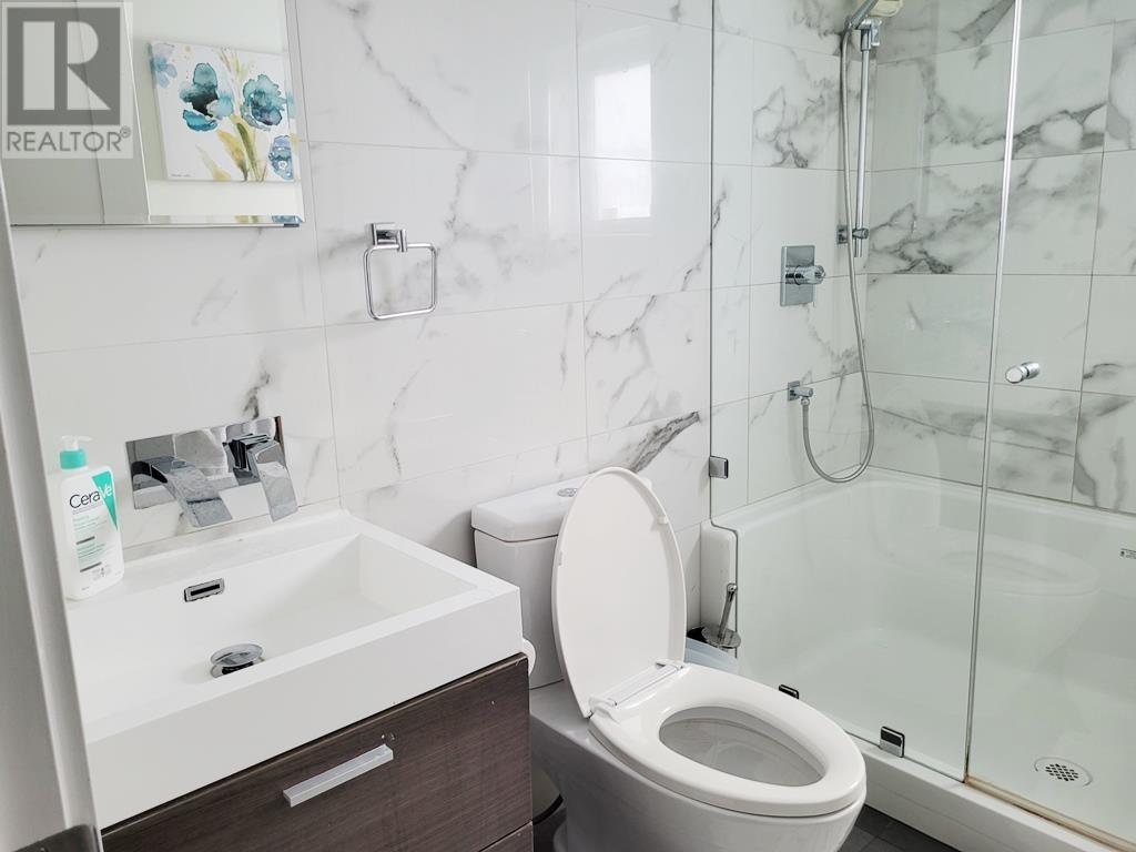 Listing Picture 25 of 38 : 3346 W 10TH AVENUE, Vancouver / 溫哥華 - 魯藝地產 Yvonne Lu Group - MLS Medallion Club Member