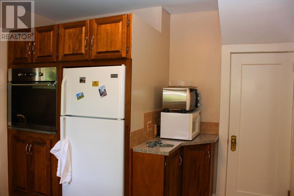 Listing Picture 10 of 38 : 3346 W 10TH AVENUE, Vancouver / 溫哥華 - 魯藝地產 Yvonne Lu Group - MLS Medallion Club Member