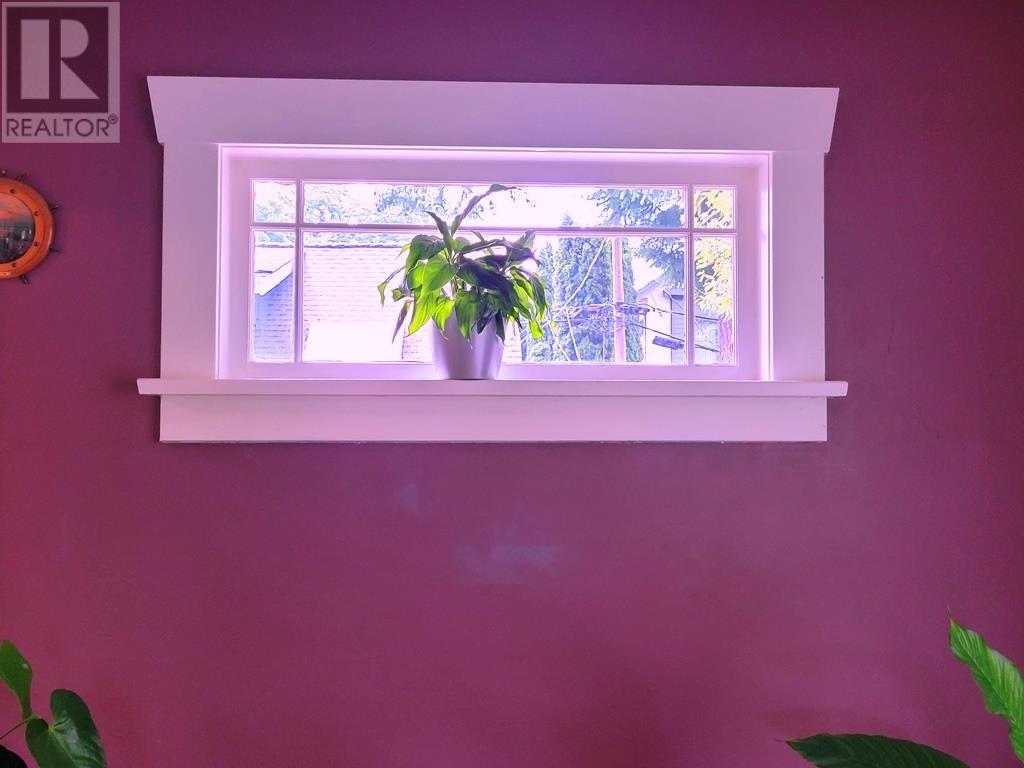 Listing Picture 8 of 38 : 3346 W 10TH AVENUE, Vancouver / 溫哥華 - 魯藝地產 Yvonne Lu Group - MLS Medallion Club Member