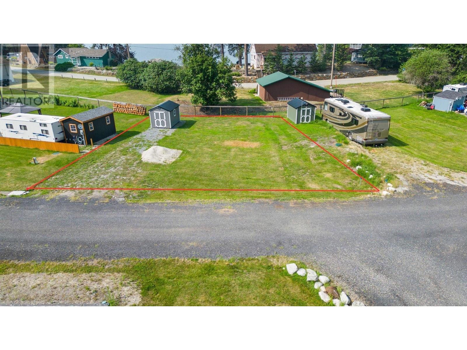 290 Laguna Crescent, Twin Bays, British Columbia  V0B 1G0 - Photo 3 - 10340079