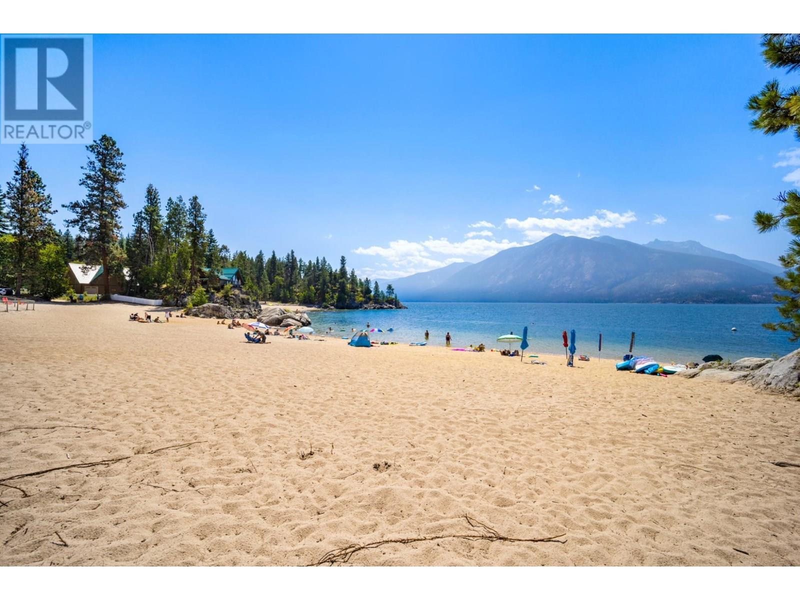 290 Laguna Crescent, Twin Bays, British Columbia  V0B 1G0 - Photo 6 - 10340079
