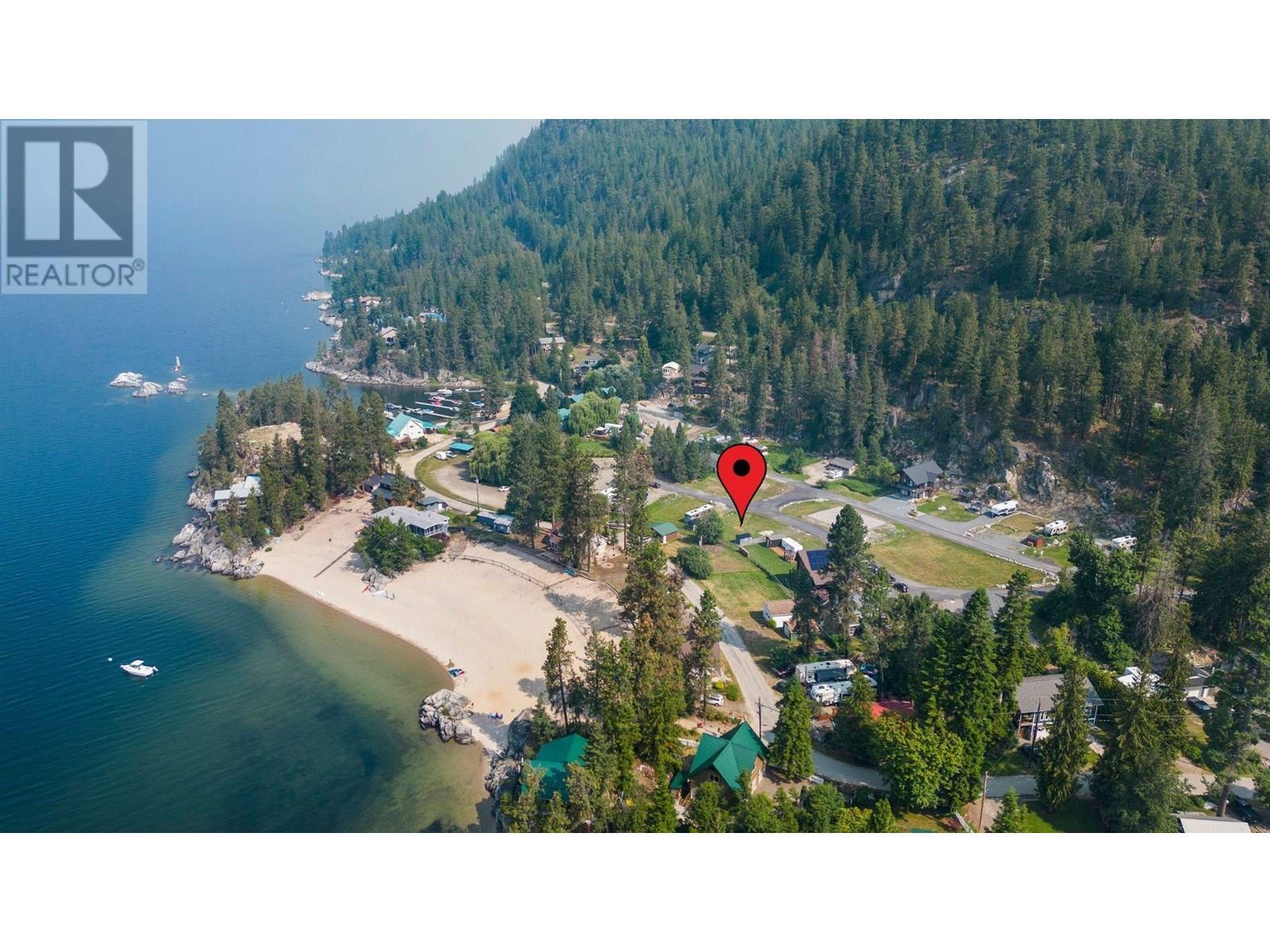 290 Laguna Crescent, Twin Bays, British Columbia  V0B 1G0 - Photo 2 - 10340079