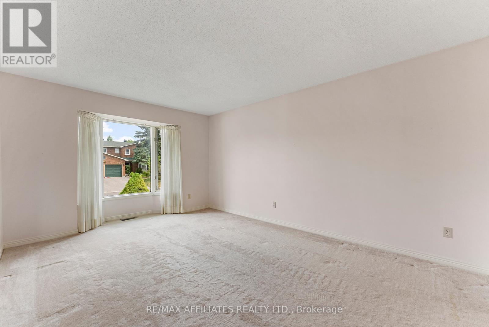 Property at 1695 CAMINITI CRESCENT image 5