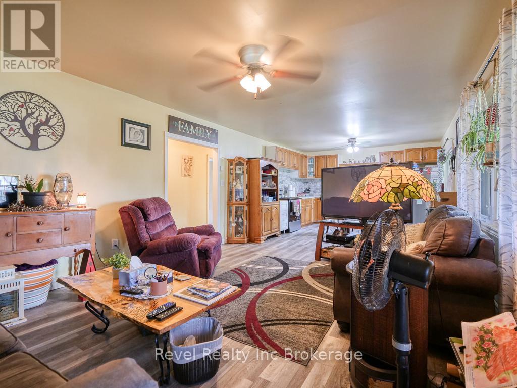 47 Mckeand Street, Ingersoll, Ontario  N5C 3H7 - Photo 12 - X12254649