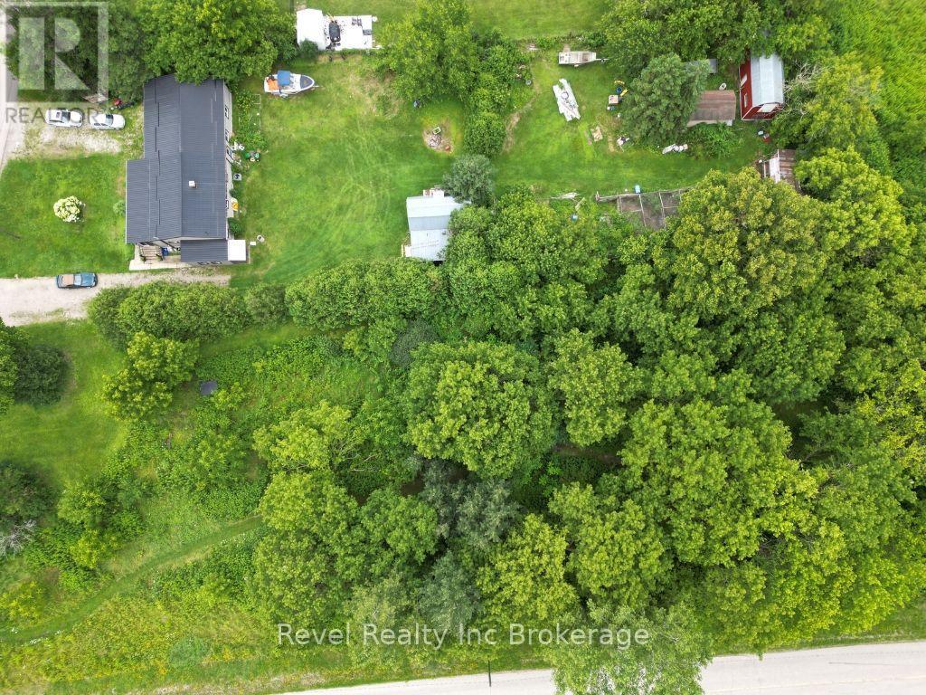 47 Mckeand Street, Ingersoll, Ontario  N5C 3H7 - Photo 2 - X12254649