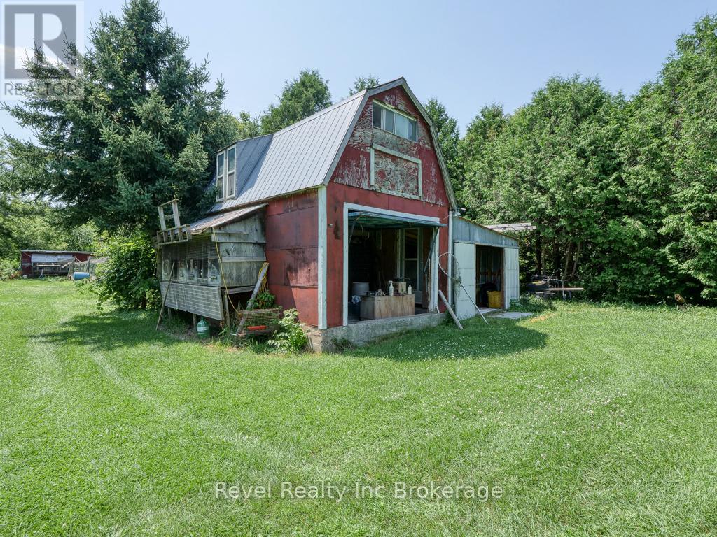47 Mckeand Street, Ingersoll, Ontario  N5C 3H7 - Photo 29 - X12254649