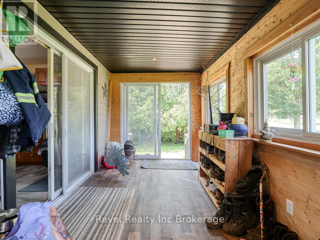 47 Mckeand Street, Ingersoll, Ontario  N5C 3H7 - Photo 7 - X12254649