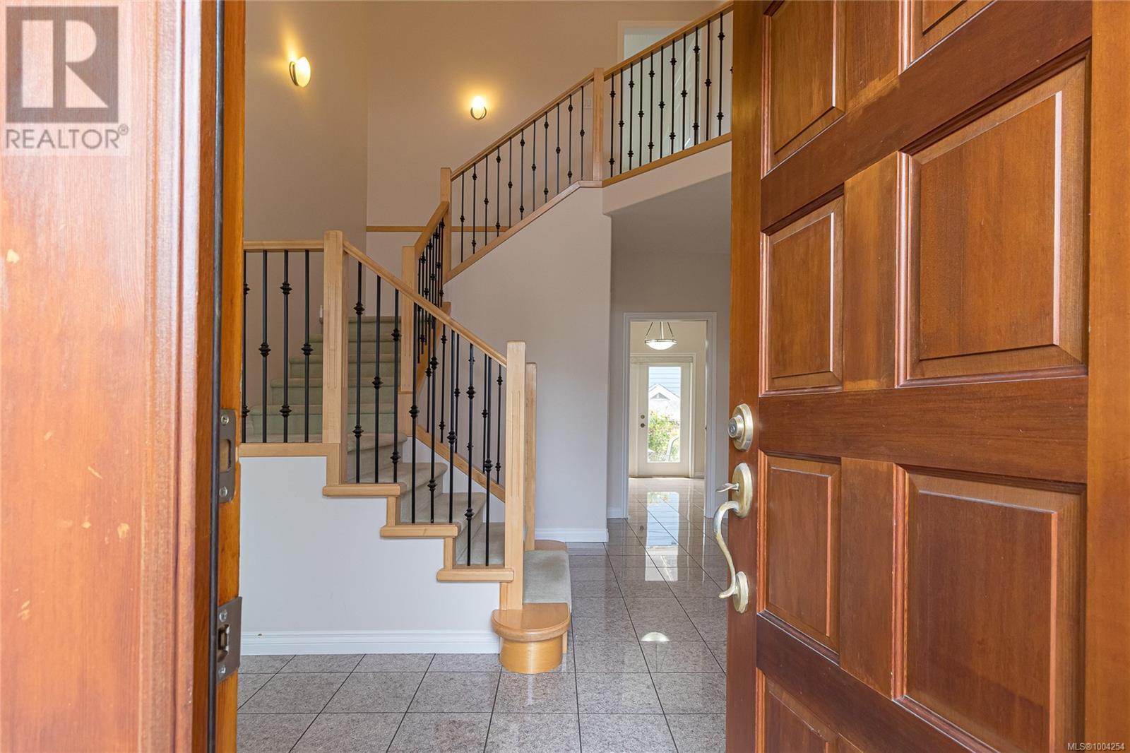 Property at 1734 Mamich Cir image 4