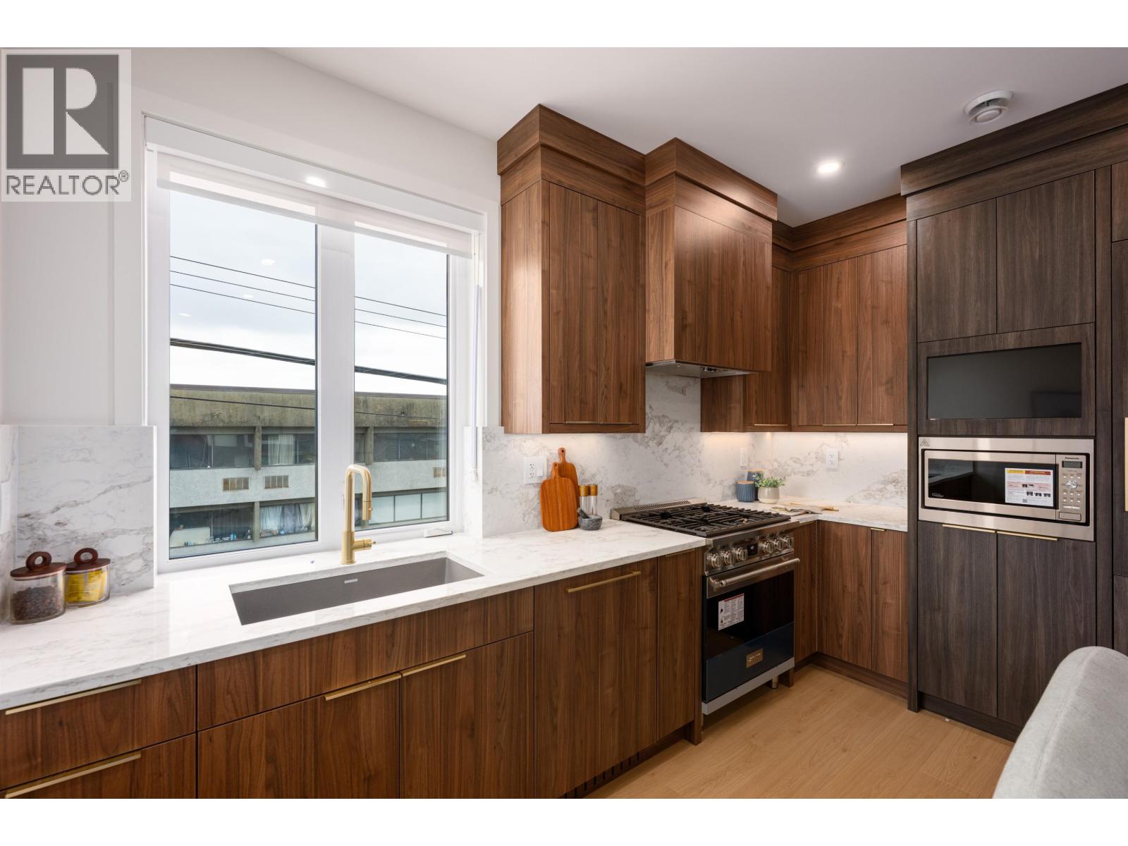 3468 Franklin Street, Vancouver, British Columbia V5K 1Y3 - Photo 4 - R3021561