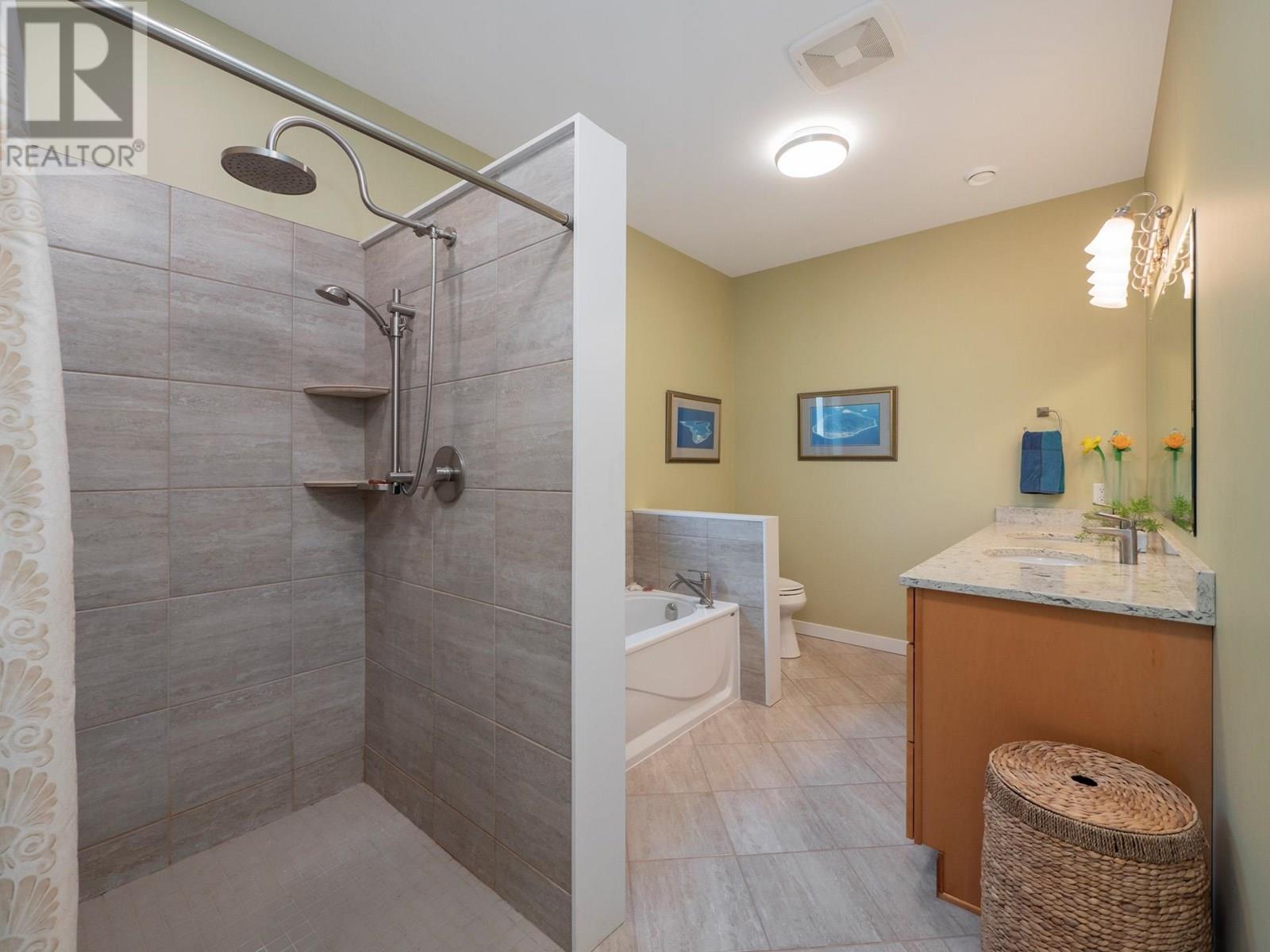 6682 Sunshine Coast Highway, Sechelt, British Columbia  V0N 3A8 - Photo 15 - R3021639