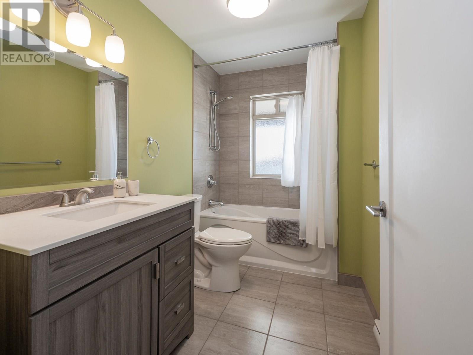 6682 Sunshine Coast Highway, Sechelt, British Columbia  V0N 3A8 - Photo 28 - R3021639
