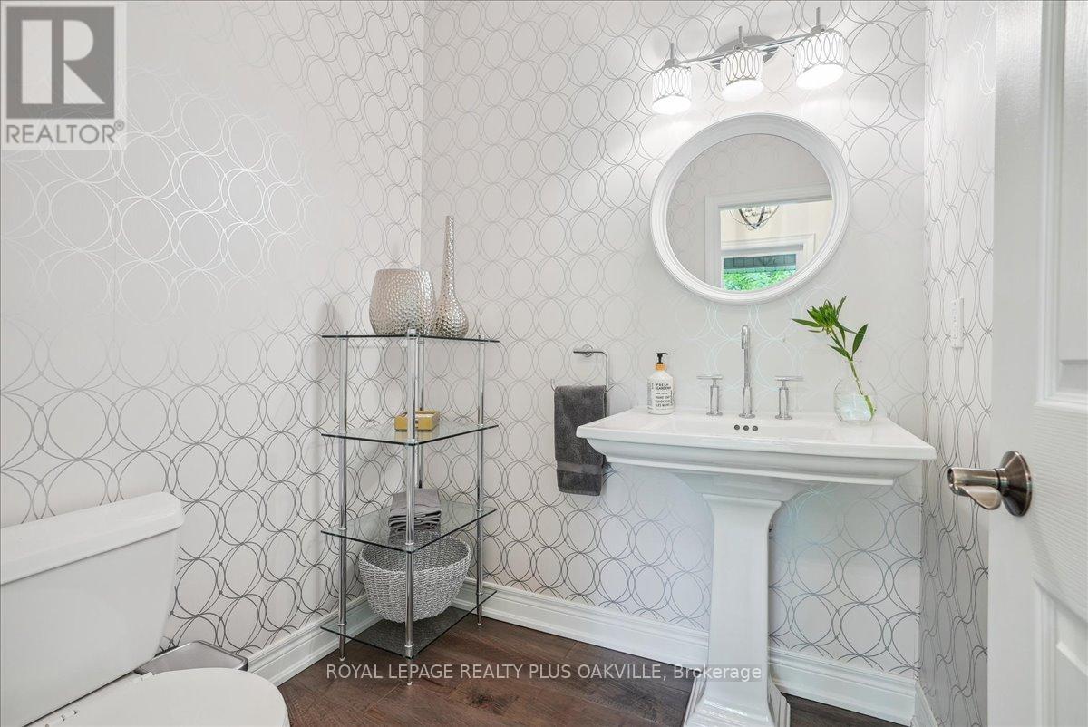 11365 Taylor Court, Milton (Brookville/haltonville), Ontario  L0P 1B0 - Photo 18 - W12254670