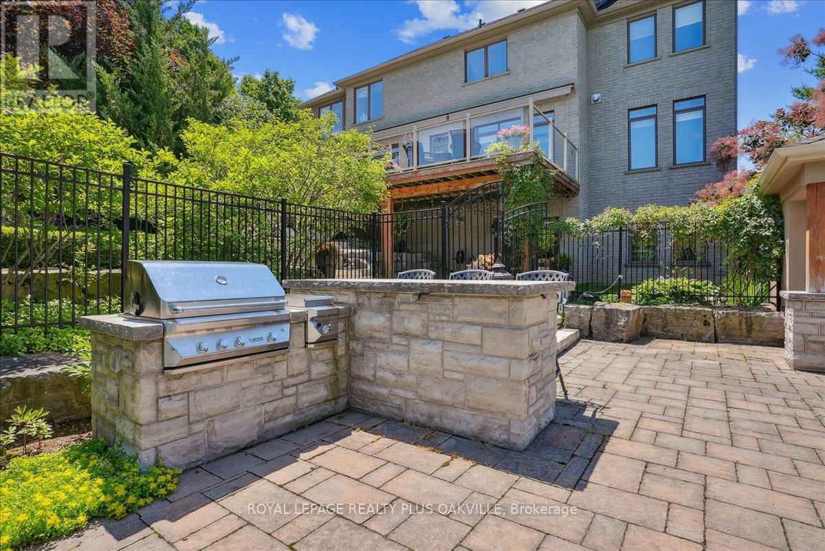 11365 Taylor Court, Milton (Brookville/haltonville), Ontario  L0P 1B0 - Photo 40 - W12254670