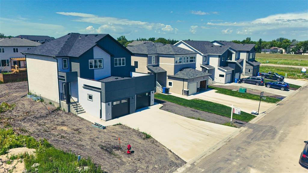 66 Harvest Lane, St Adolphe, Manitoba  R5A 0B3 - Photo 1 - 202516322