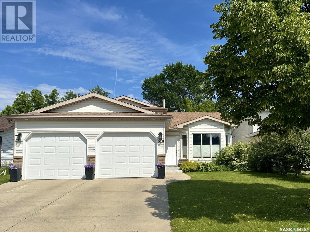 Property at 310 Coben CRESCENT image 1