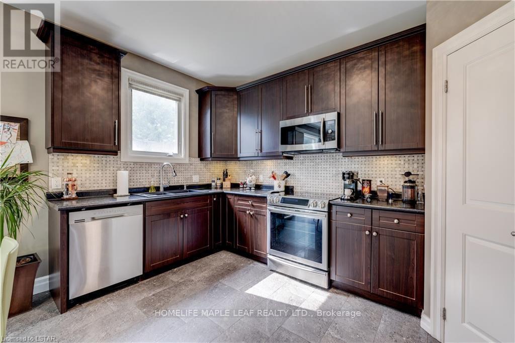 1285 Whetherfield Street, London North, Ontario  N6H 0E5 - Photo 2 - X12254699