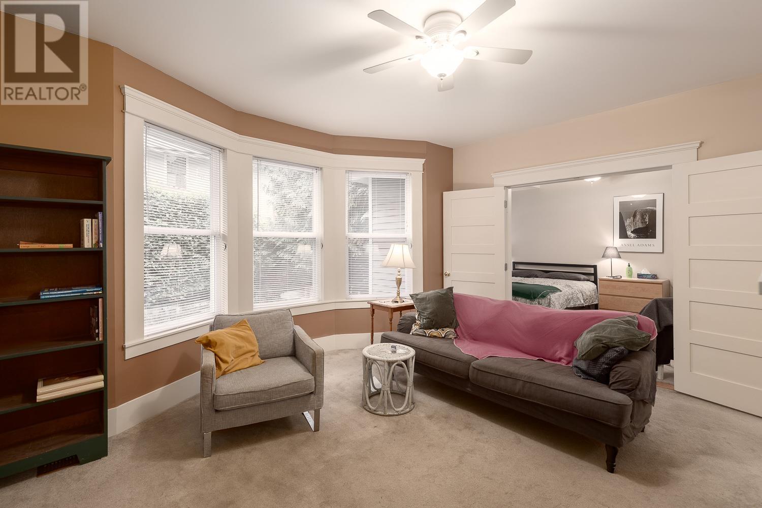832 Salsbury Drive, Vancouver, British Columbia  V5L 4A2 - Photo 4 - R3021379