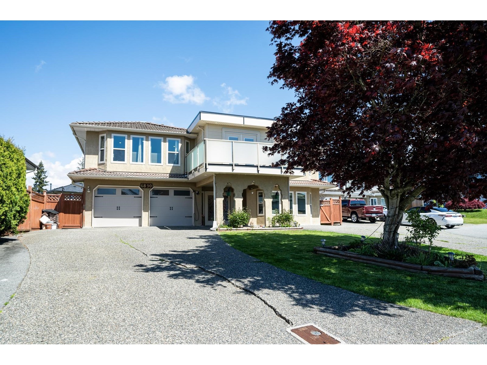 Property at 6890 123A STREET image 2