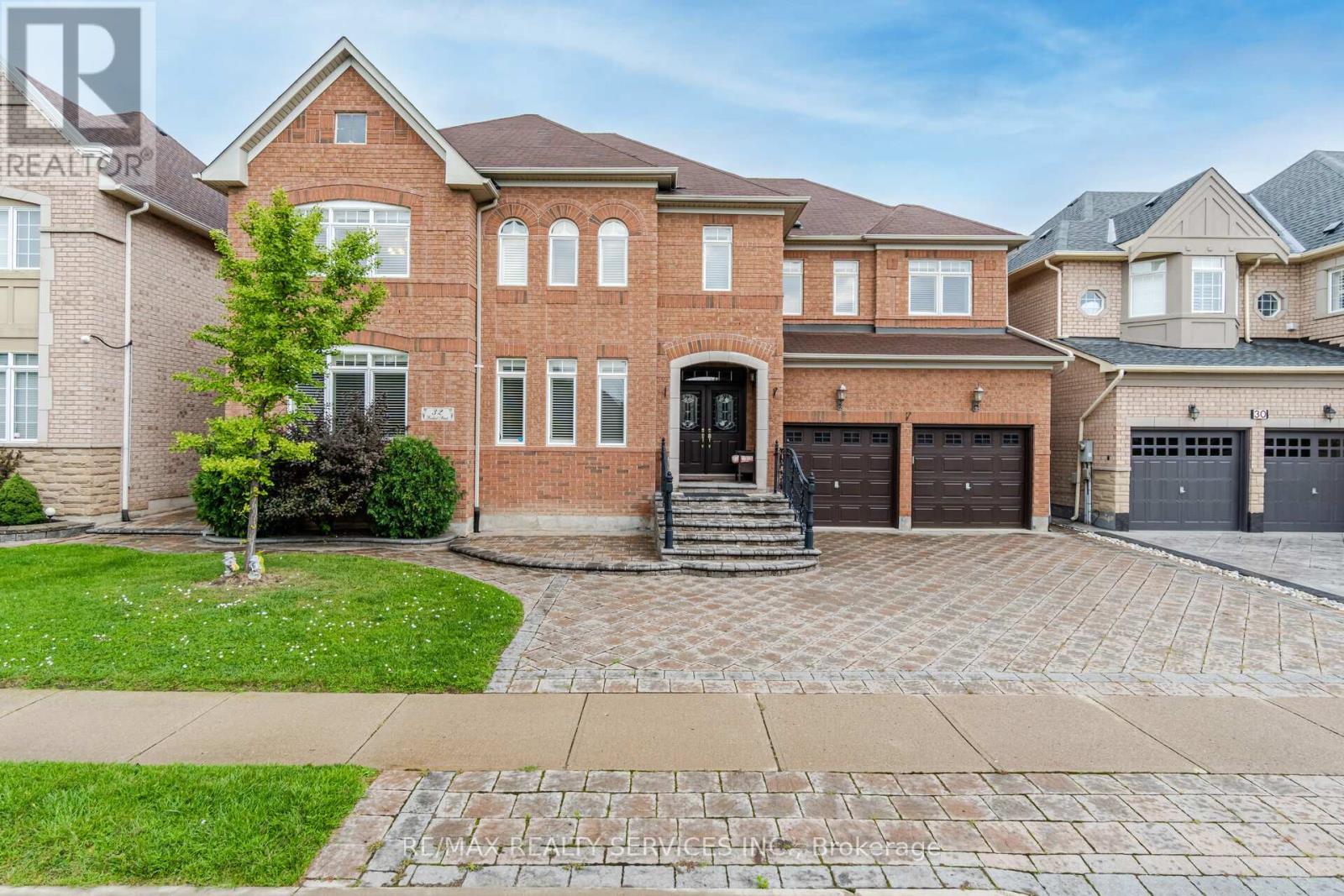 Property at 32 RADIAL STREET image 1