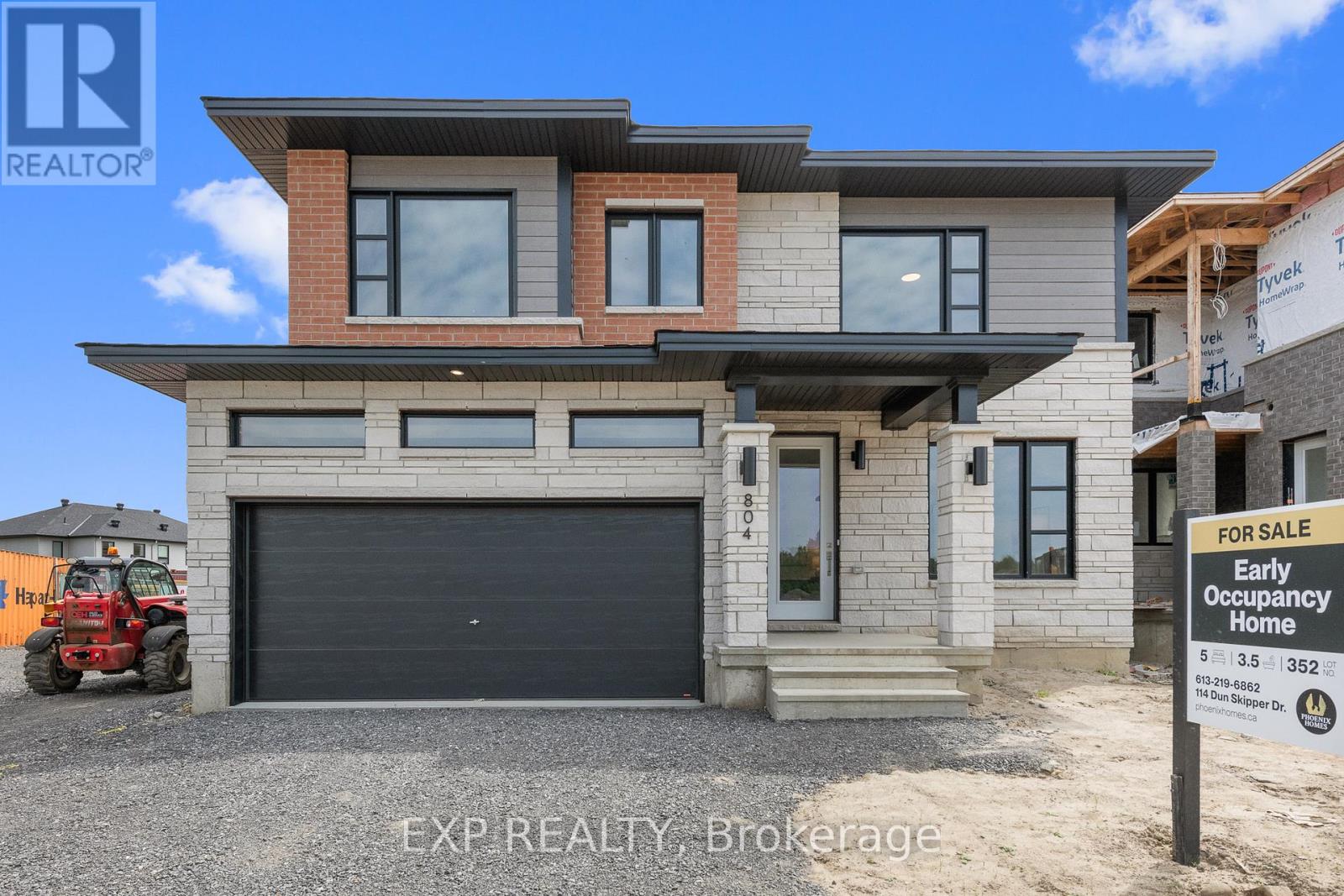 Property at 804 NINAATIK PLACE image 1