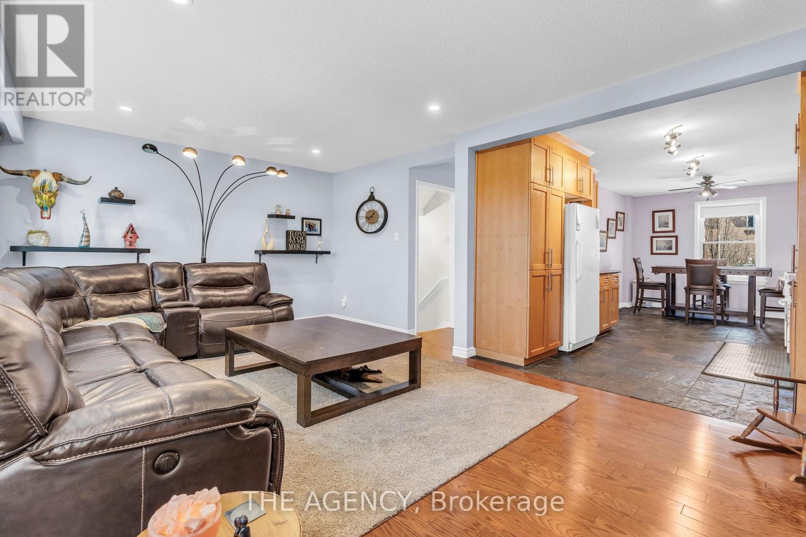 Property at 2203 MOUNTAIN GROVE AVENUE image 4