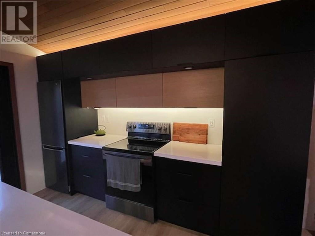Property at 28 BIRCH Trail image 3