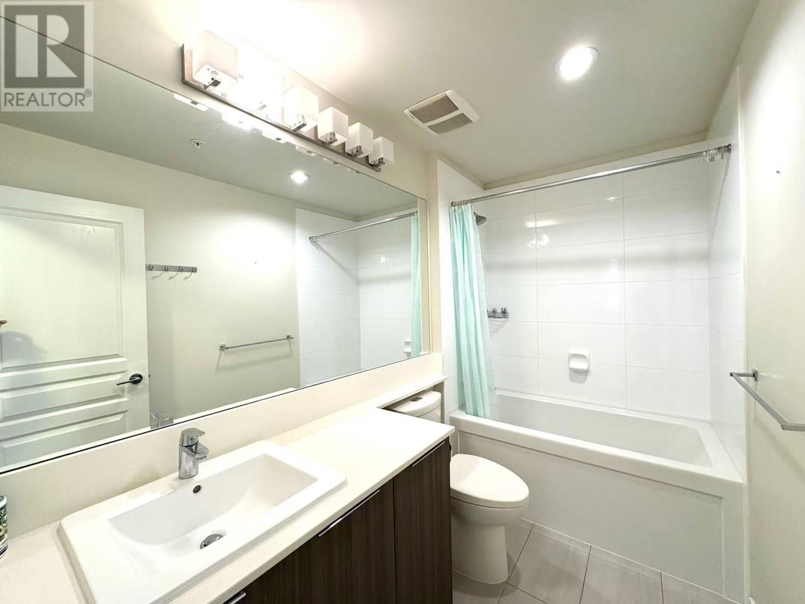 114 1152 Windsor Mews, Coquitlam, British Columbia  V3B 0N1 - Photo 16 - R3010390